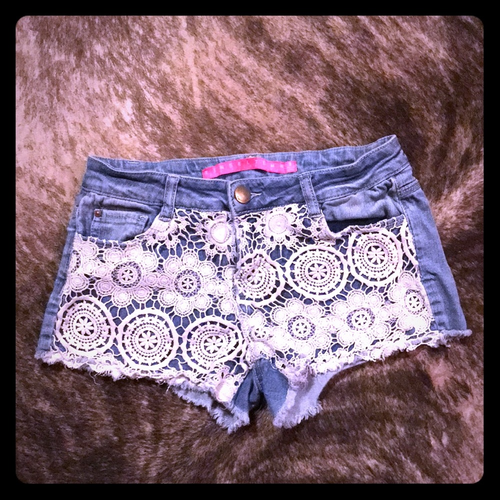 Tinseltown Denim Couture Lace Cutoff Shorts sz 3